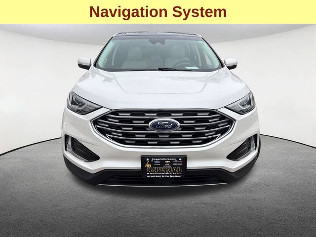 Used 2019 Ford Edge Titanium w/ Cold Weather Package image 4