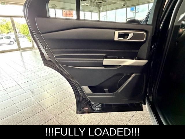 Used 2023 Ford Explorer XLT w/ Class IV Trailer Tow Package AWD/4WD image 18