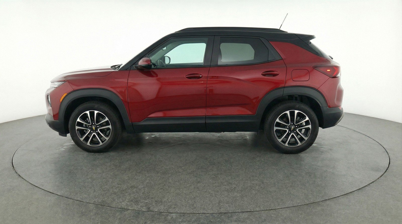 Used 2025 Chevrolet TrailBlazer LT image 5