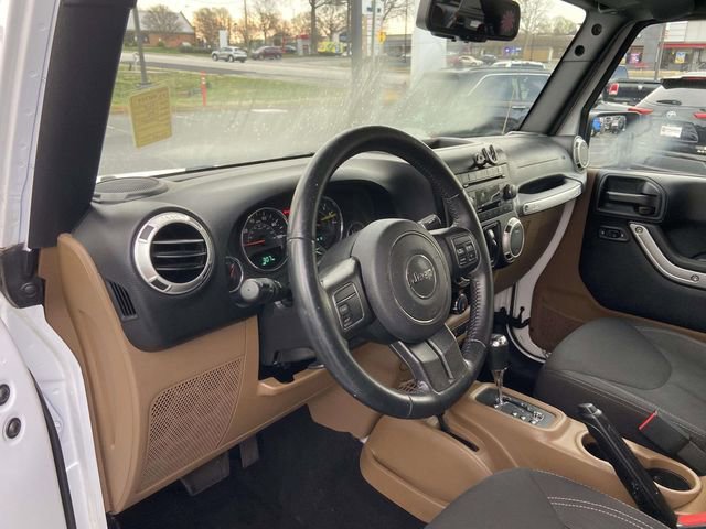 Used 2018 Jeep Wrangler Unlimited Sahara image 12