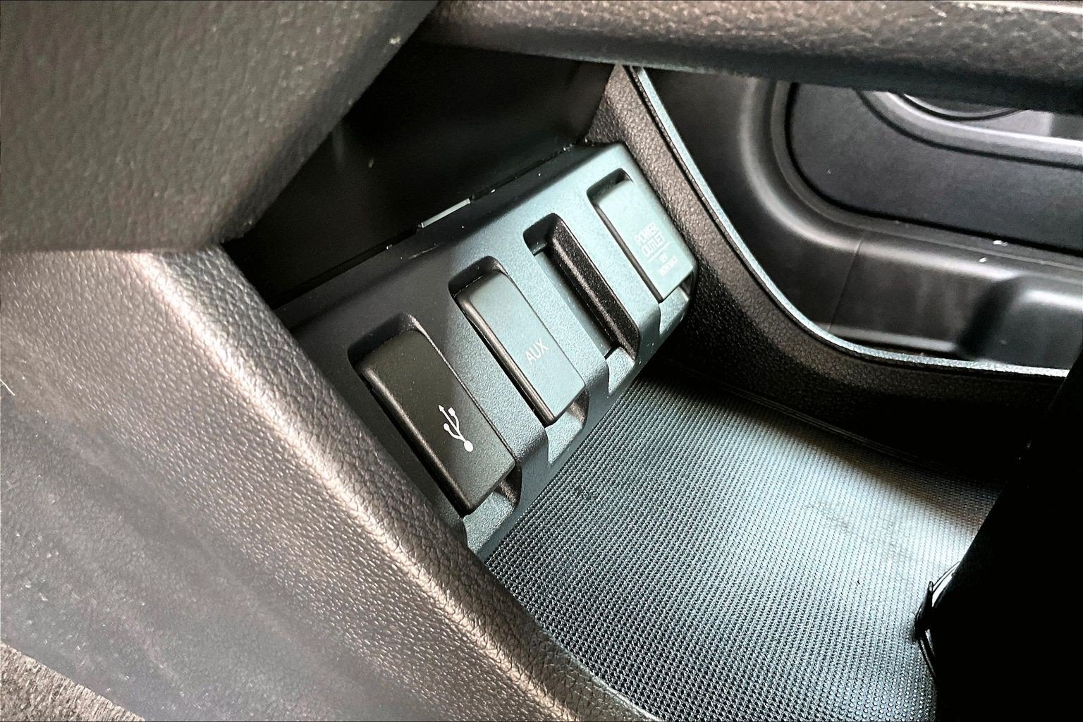 Used 2016 Honda HR-V LX image 22