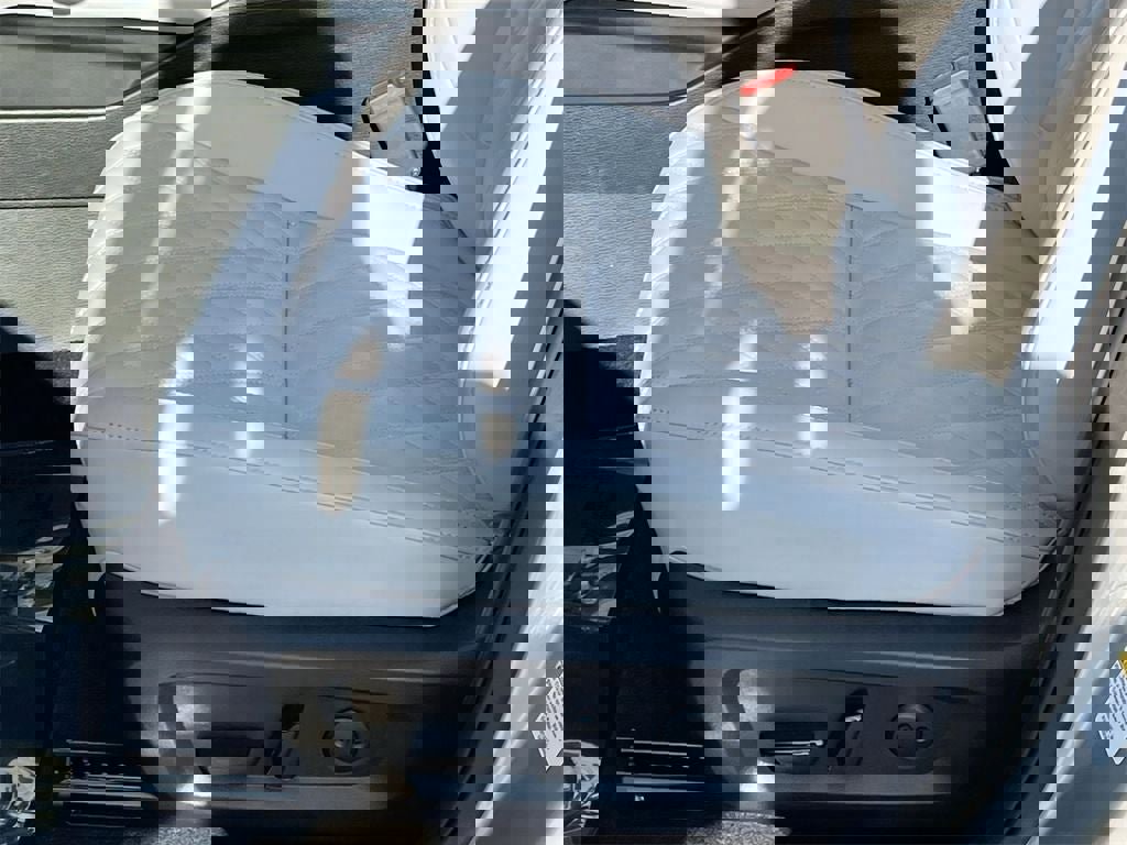 New 2025 Mitsubishi Outlander SEL image 23