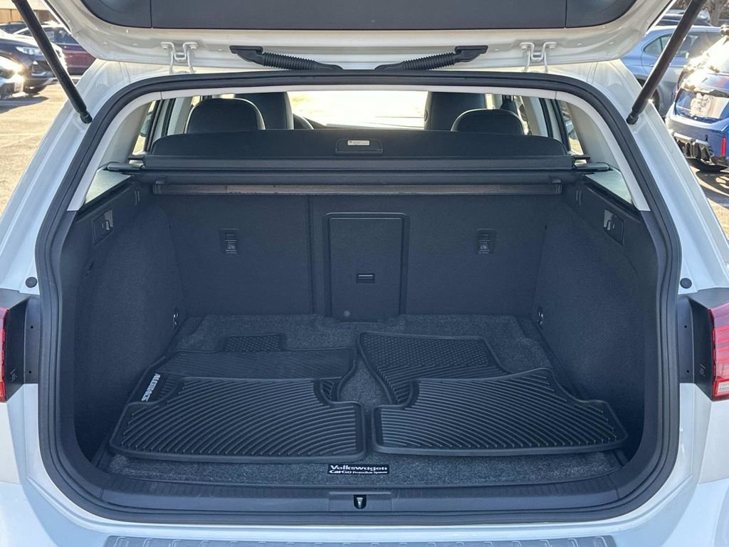 Used 2019 Volkswagen Golf Alltrack SEL image 26