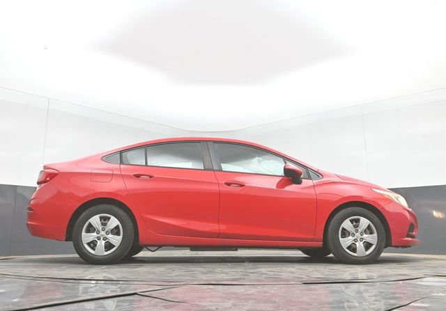 Used 2016 Chevrolet Cruze LS FWD image 34