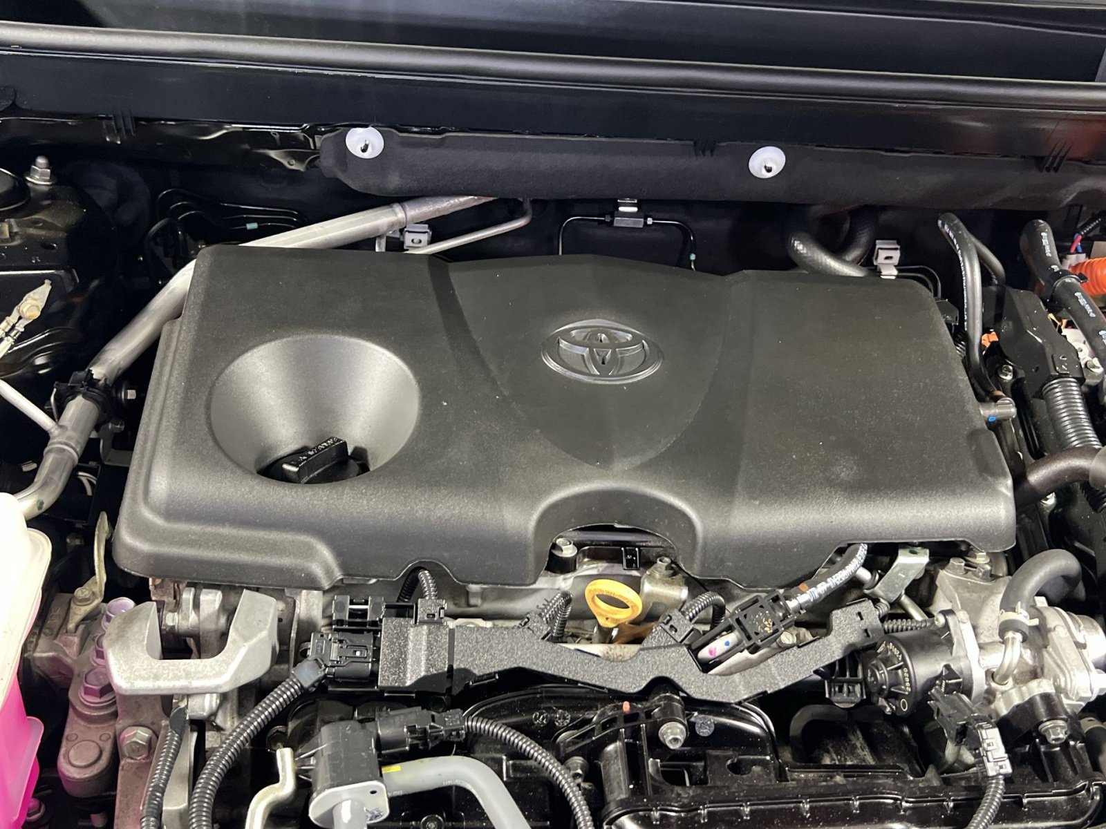 Used 2022 Toyota RAV4 LE AWD/4WD image 30