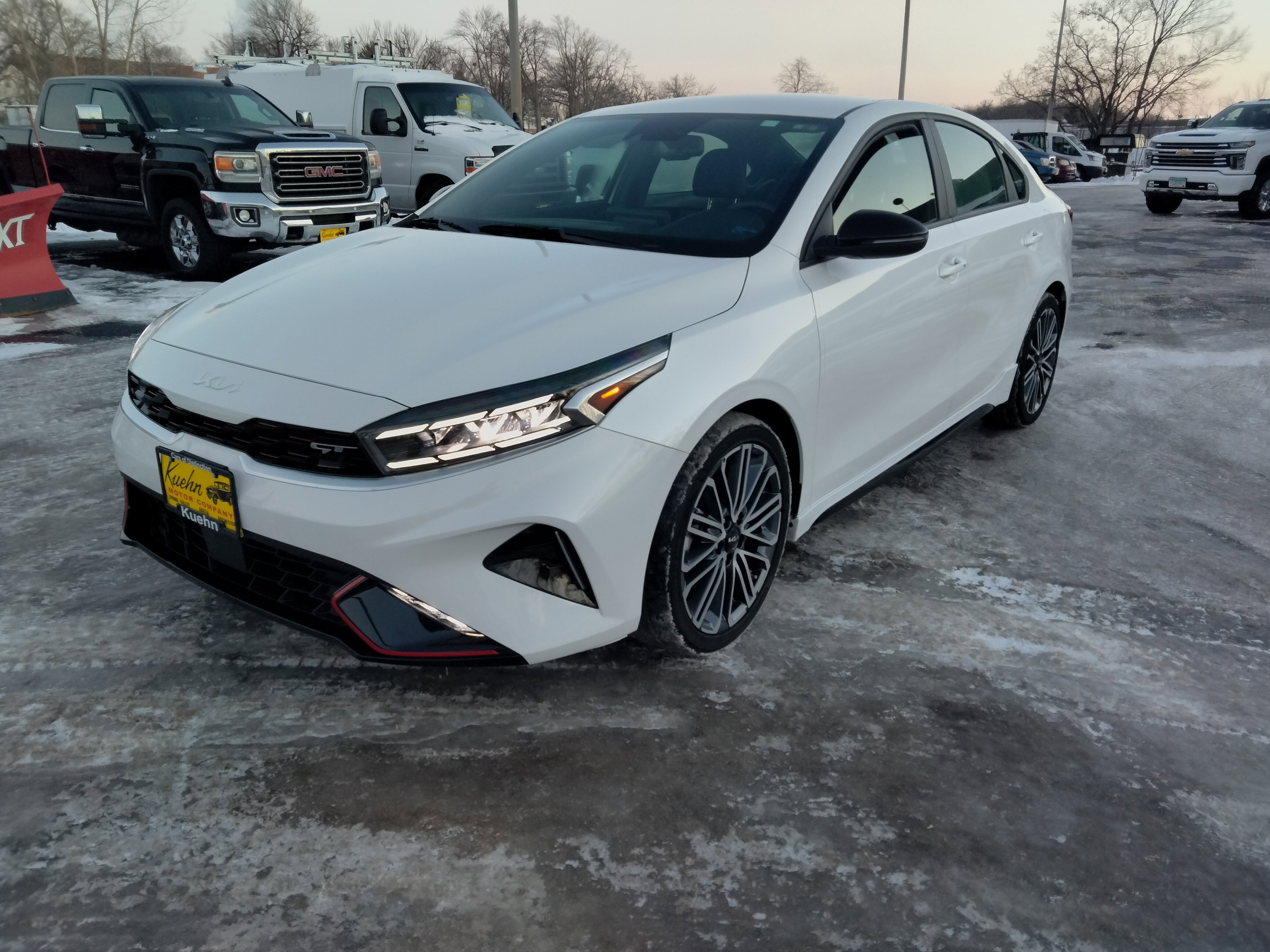 Used 2023 Kia Forte GT FWD image 4