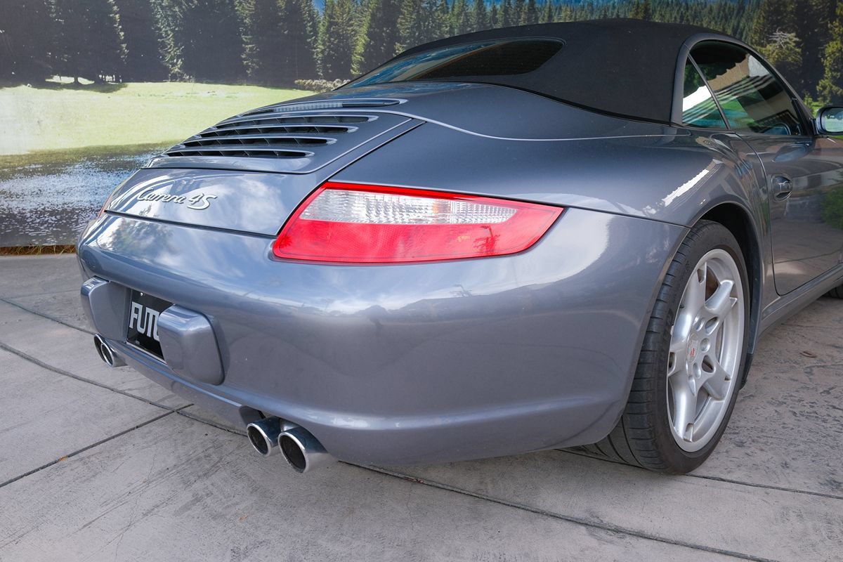 Used 2006 Porsche 911 Carrera 4S AWD/4WD image 31