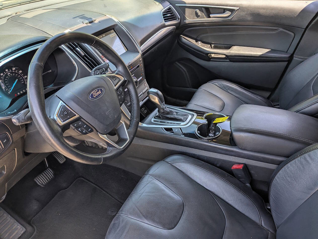 Used 2016 Ford Edge Titanium image 19