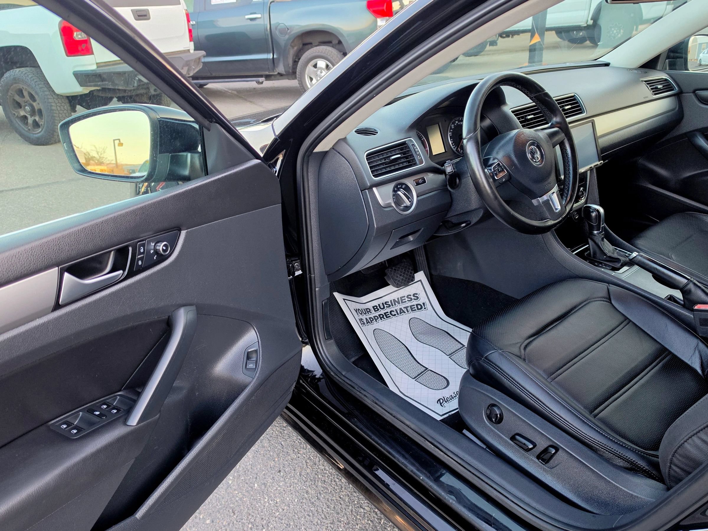 Used 2015 Volkswagen Passat 1.8T Limited Edition FWD image 14