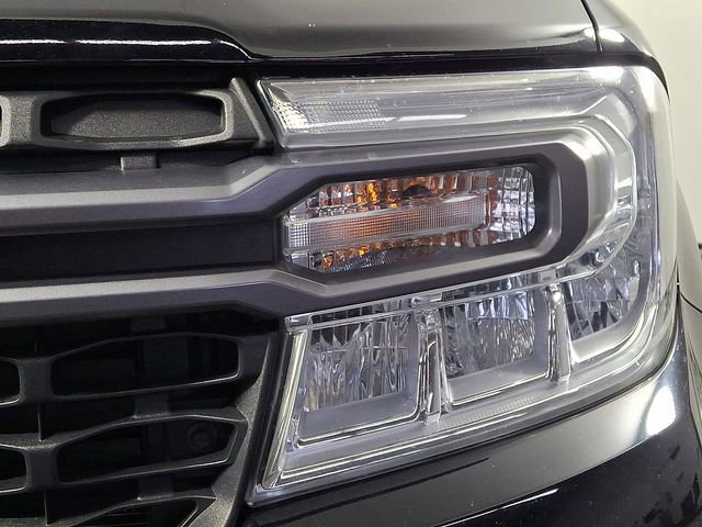 Used 2023 Ford Maverick XLT w/ Equipment Group 300A Standard image 12