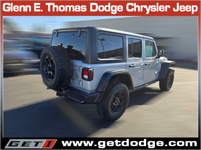 Used 2024 Jeep Wrangler Willys image 7