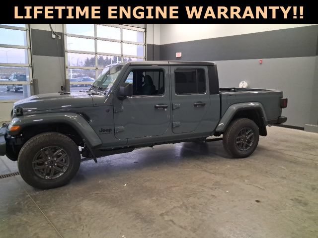 New 2026 Jeep Gladiator Sport AWD/4WD image 5