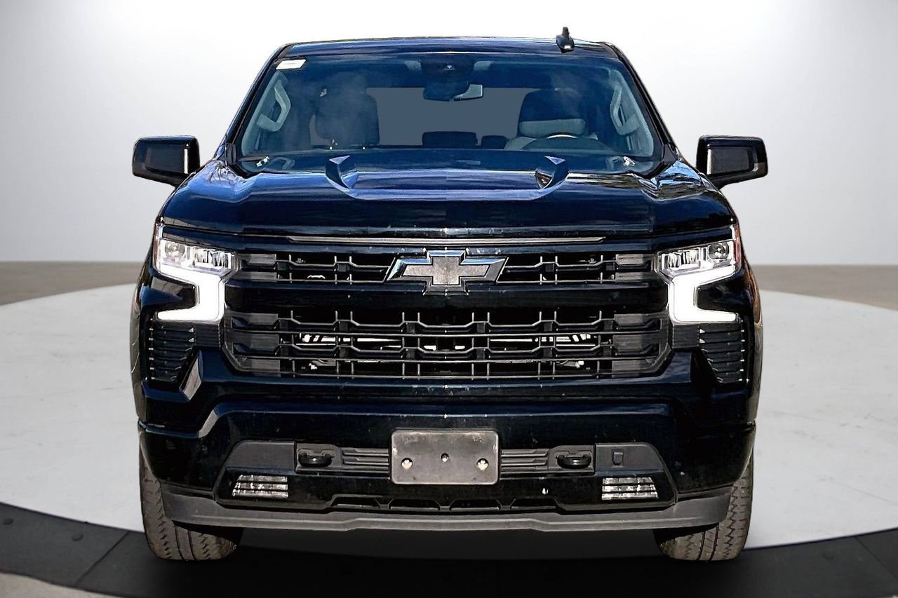 Used 2024 Chevrolet Silverado 1500 RST image 3