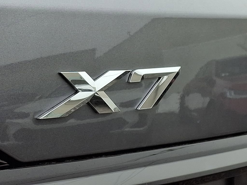 New 2026 BMW X7 xDrive40i w/ M Sport Package image 19