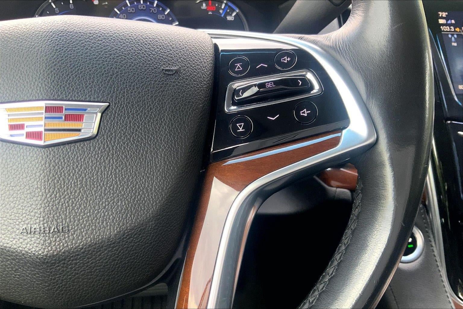 Used 2019 Cadillac Escalade Premium Luxury AWD/4WD image 20