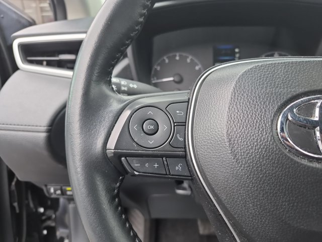 Used 2025 Toyota Corolla Cross LE FWD image 20