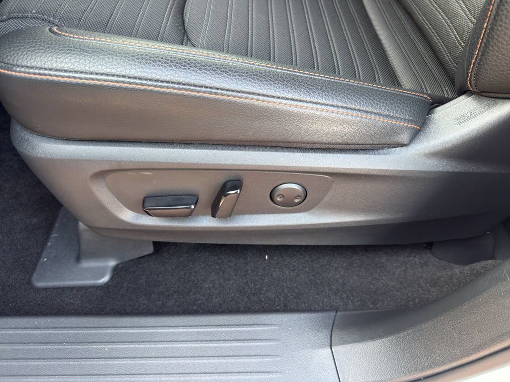 Certified 2025 Nissan Pathfinder Rock Creek AWD/4WD image 15
