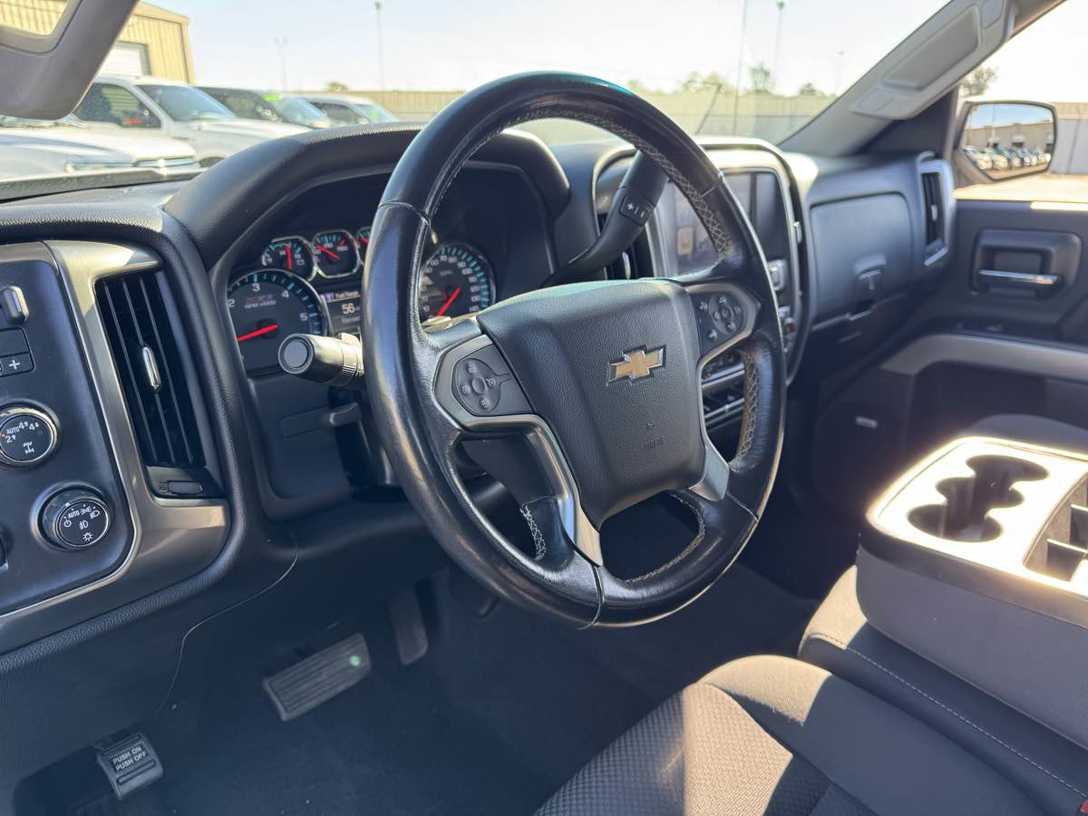 Used 2018 Chevrolet Silverado 1500 LT w/ All Star Edition AWD/4WD image 26
