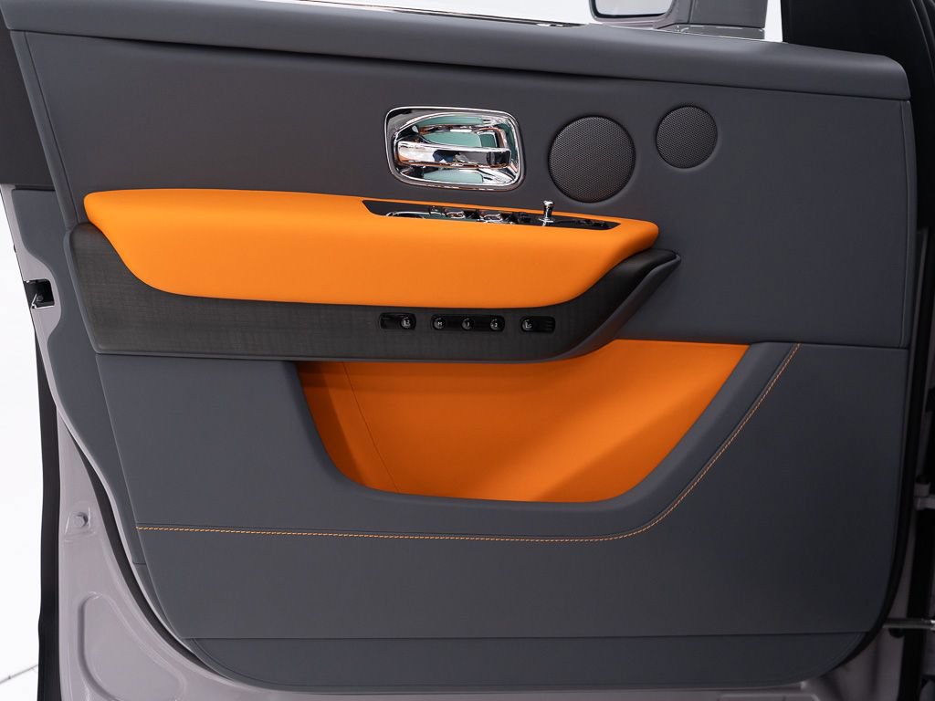 Certified 2026 Rolls-Royce Cullinan AWD/4WD image 12