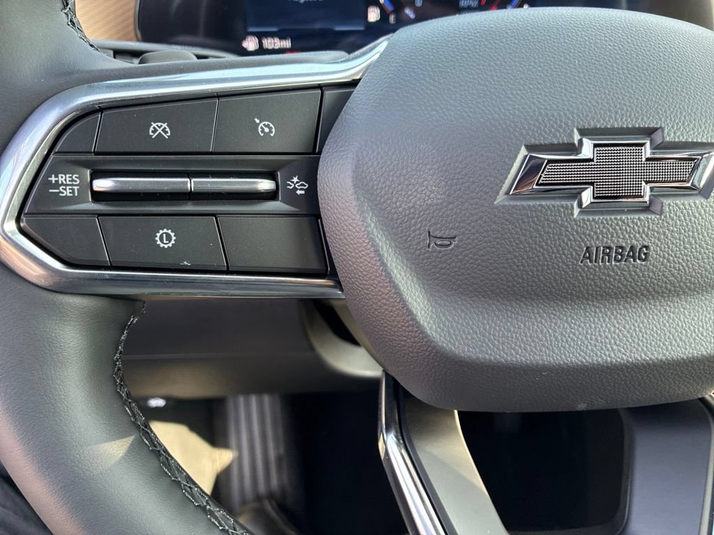 New 2027 Chevrolet Equinox ACTIV w/ Convenience Package III FWD image 22