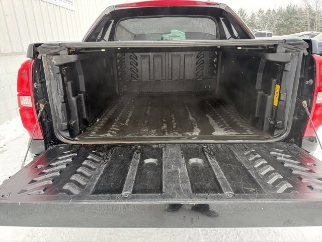 Used 2013 Chevrolet Avalanche LT image 11