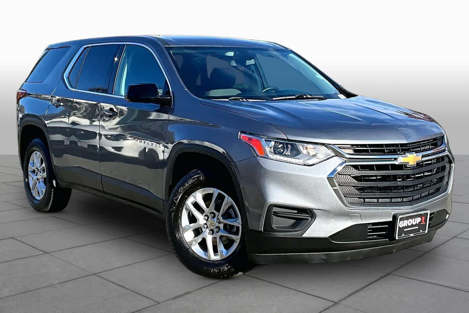 Used 2019 Chevrolet Traverse LS AWD/4WD image 3