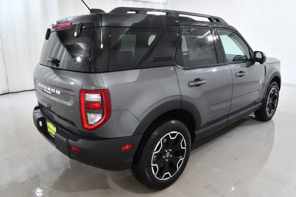 New 2025 Ford Bronco Sport Outer Banks w/ Outer Banks Tech Package+ image 11