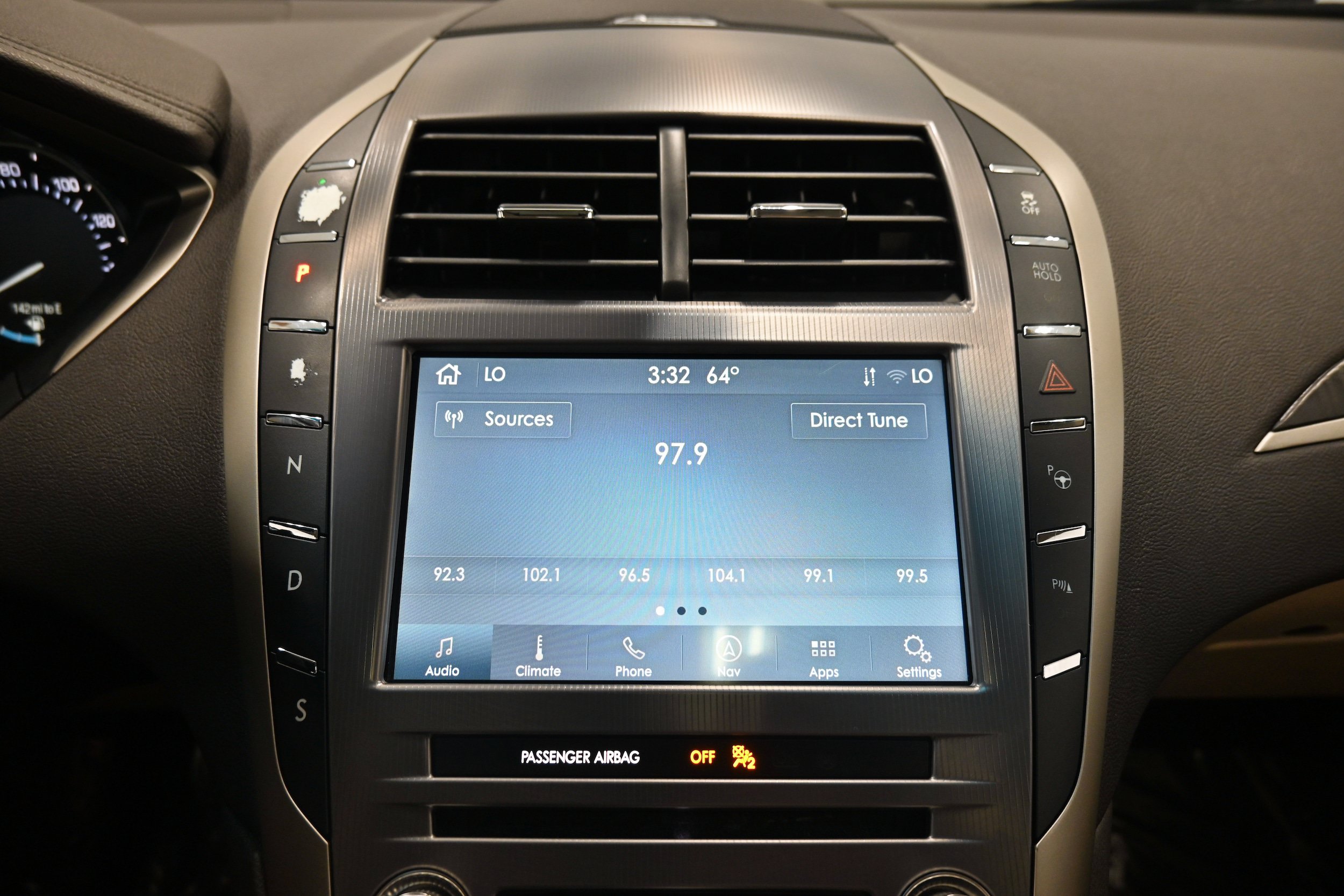 Used 2019 Lincoln MKZ Reserve AWD/4WD image 9
