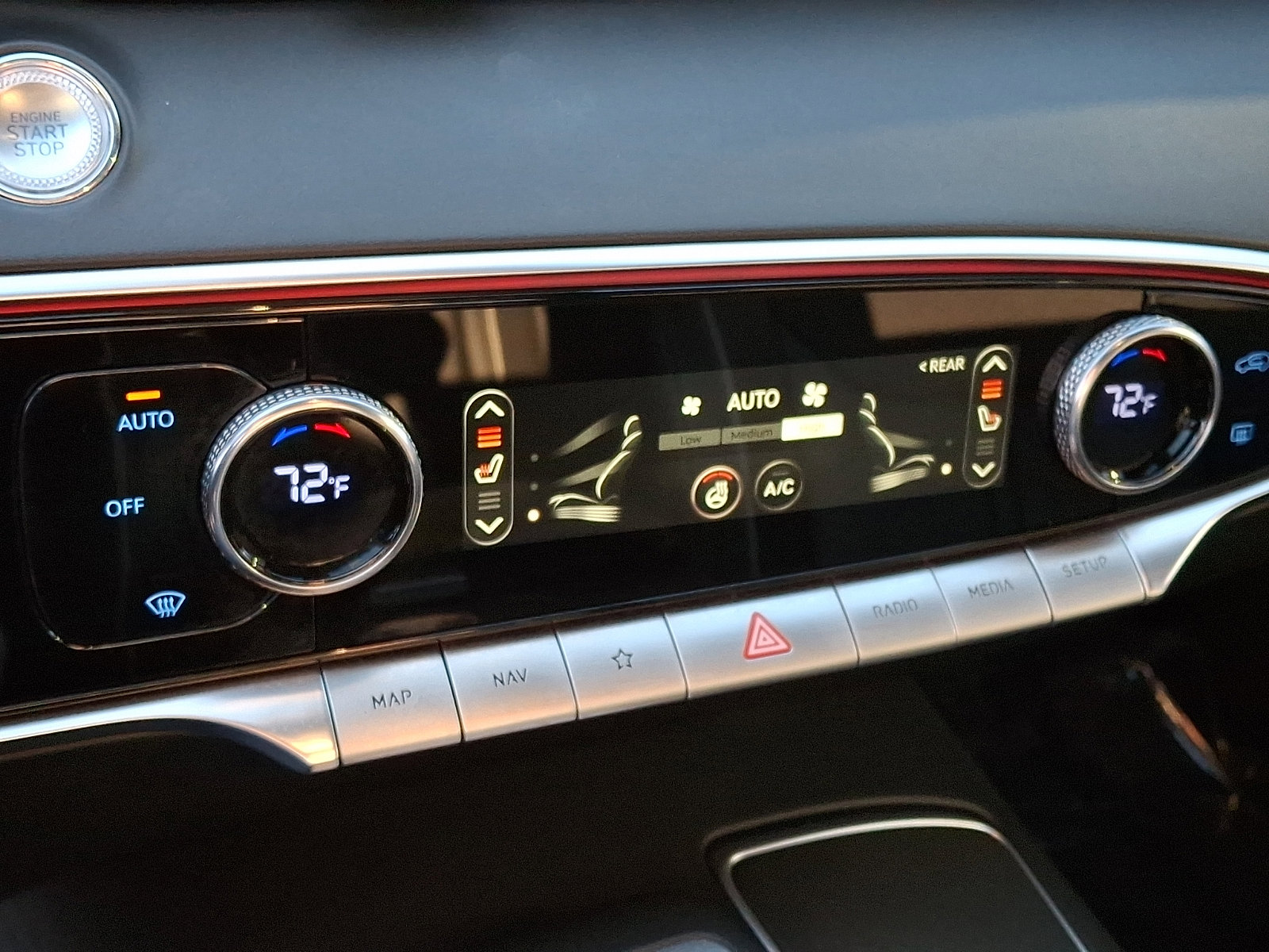 Certified 2023 Genesis GV70 2.5T w/ Sport Prestige Package AWD/4WD image 18