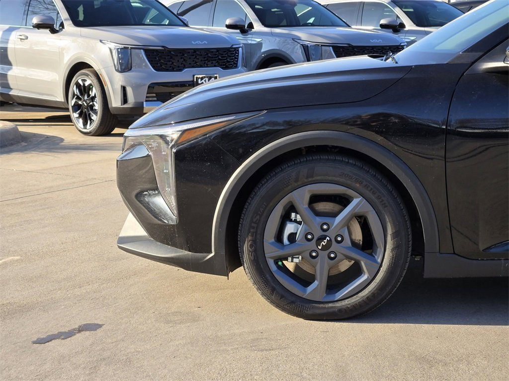 New 2025 Kia K4 LXS image 5