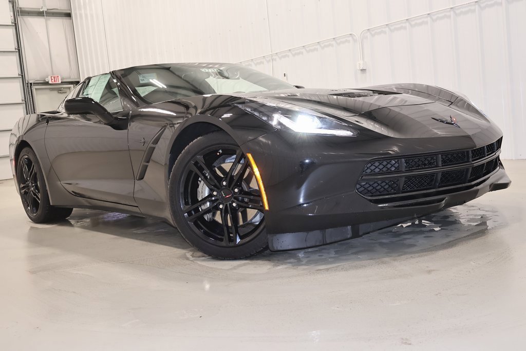 Used 2017 Chevrolet Corvette Stingray Coupe w/ Carbon Flash Badge Package image 36