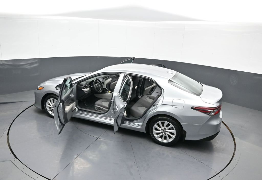 Certified 2021 Toyota Camry LE image 42