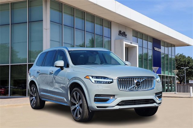 Certified 2025 Volvo XC90 T8 Ultra w/ Protection Package Premier image 2