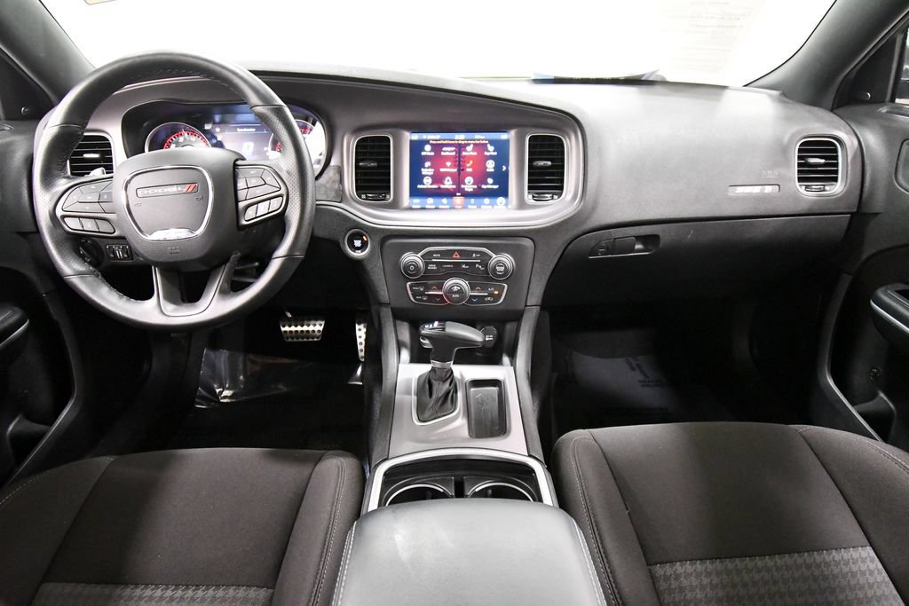 Used 2023 Dodge Charger Scat Pack w/ Technology Group RWD image 3