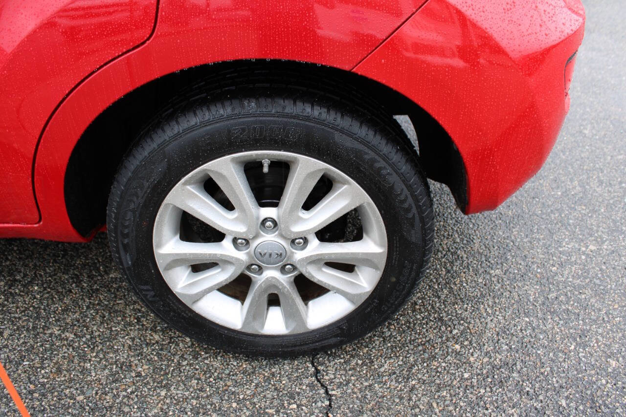 Used 2013 Kia Soul + w/ Audio Pkg image 7