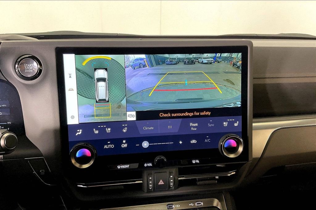 Used 2024 Lexus GX 550 image 31