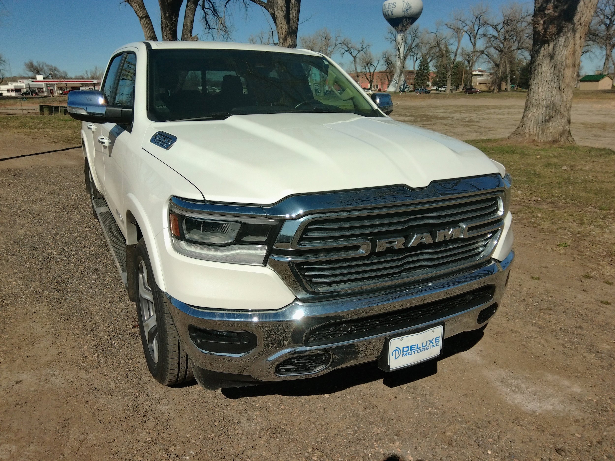Used 2021 RAM 1500 Laramie AWD/4WD image 8