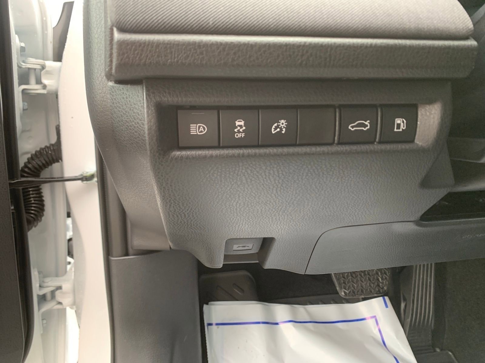 New 2026 Toyota Camry LE image 14