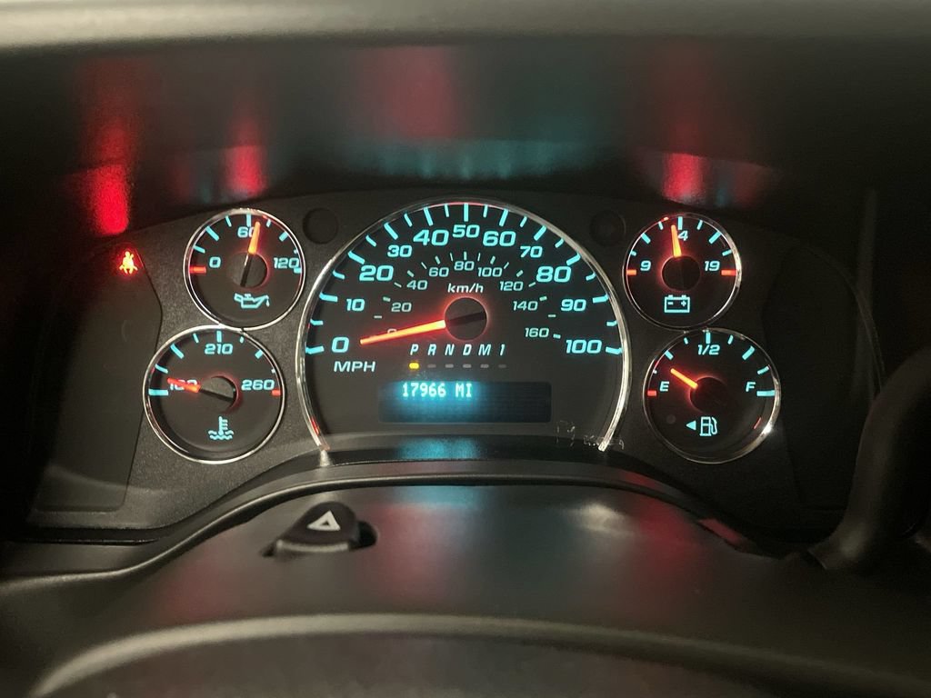Used 2025 GMC Savana 2500 w/ Driver Convenience Package RWD image 6