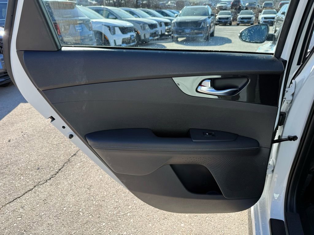 Certified 2023 Kia Forte GT-Line image 10