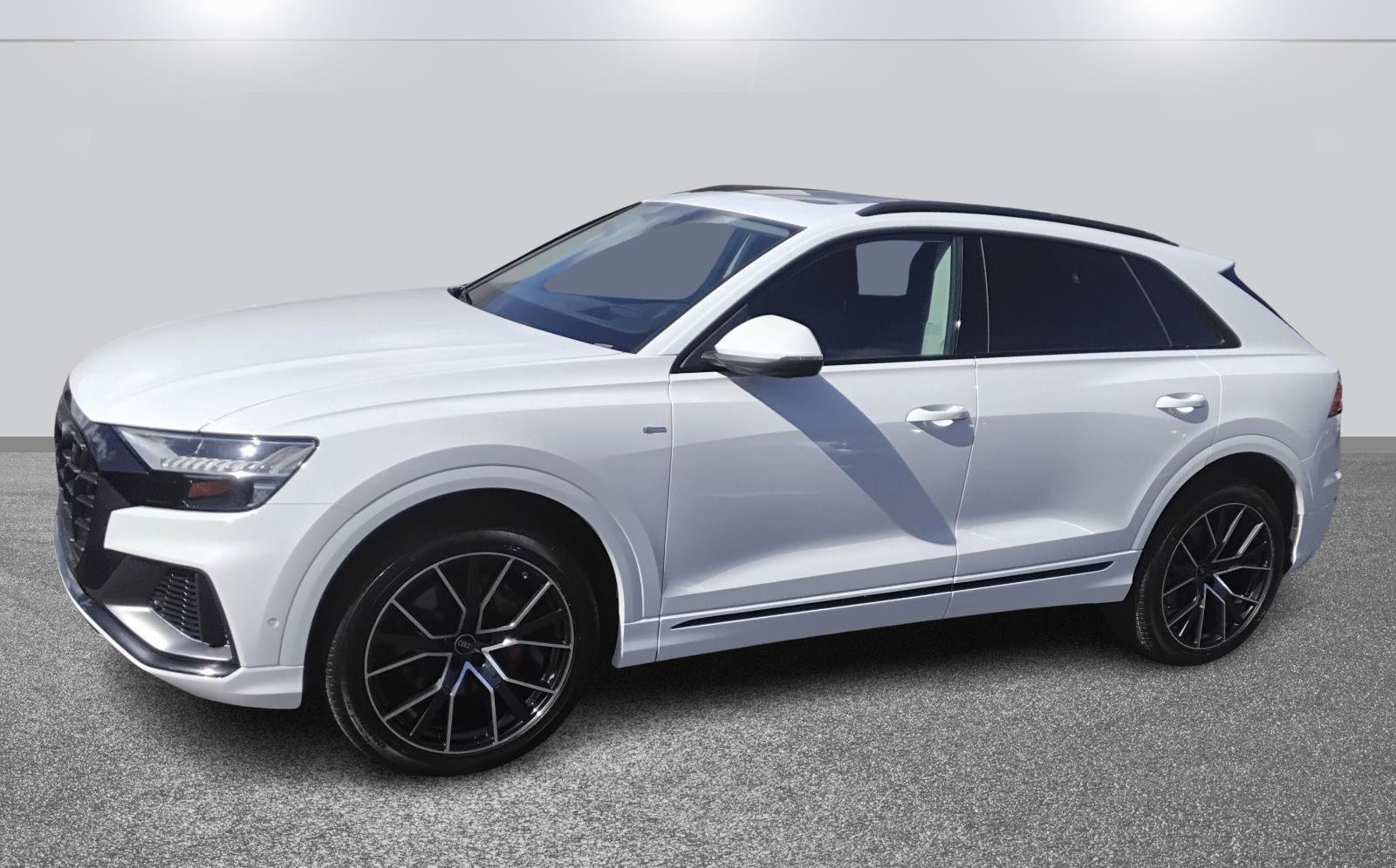 Certified 2023 Audi Q8 Prestige w/ Prestige Package image 3