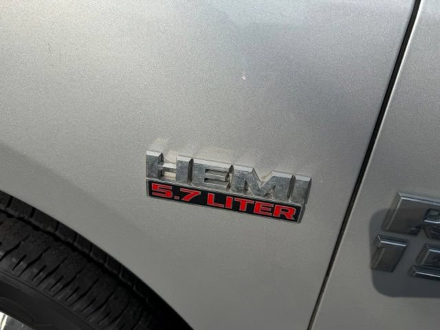 Used 2015 RAM 1500 SLT AWD/4WD image 7