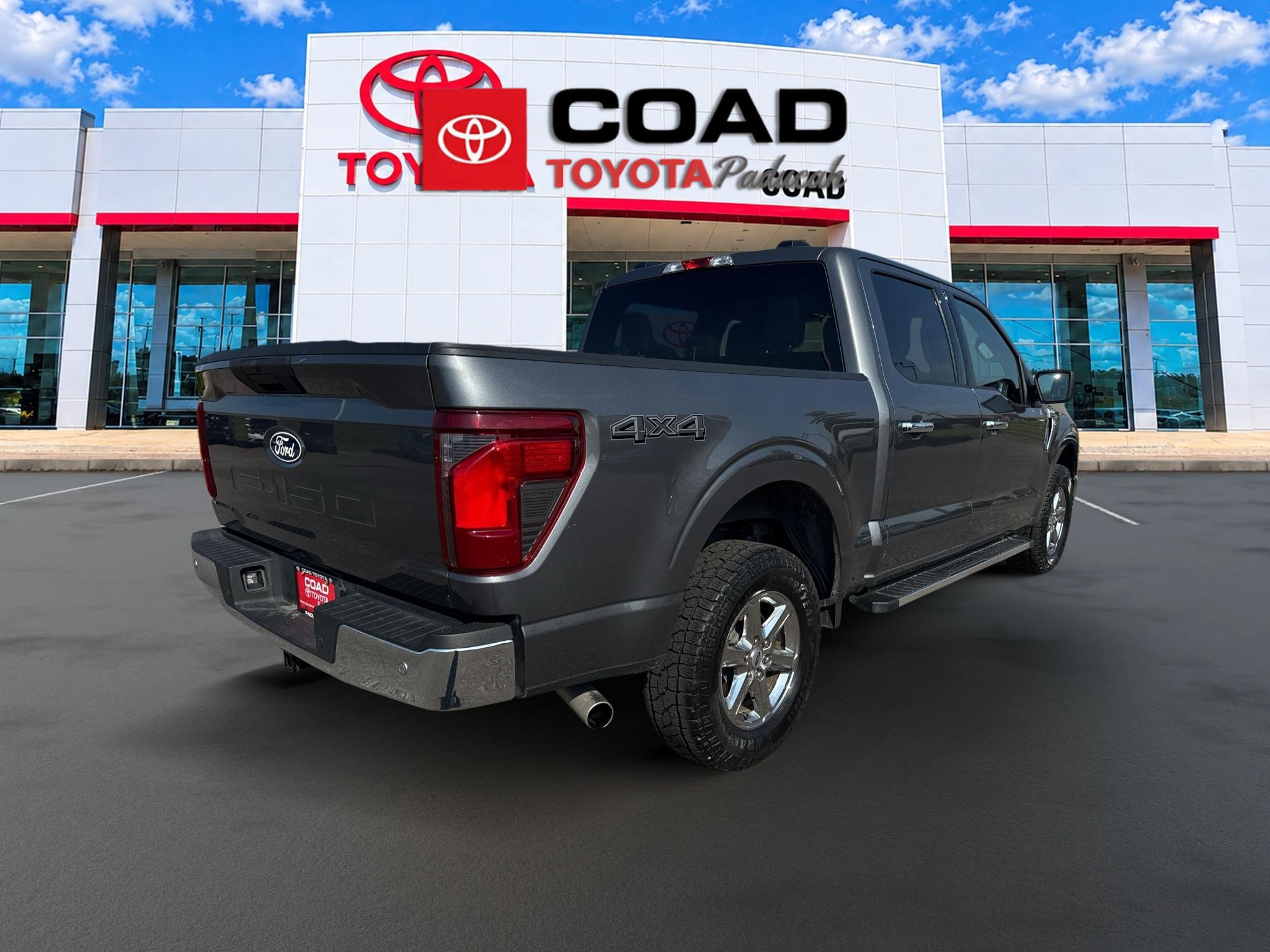 Used 2025 Ford F150 XLT w/ Equipment Group 301A Standard AWD/4WD image 5