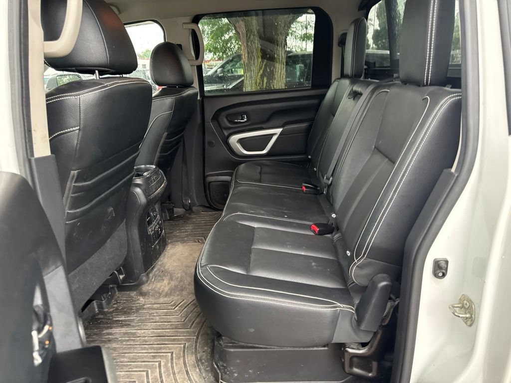Used 2017 Nissan Titan PRO-4X AWD/4WD image 10