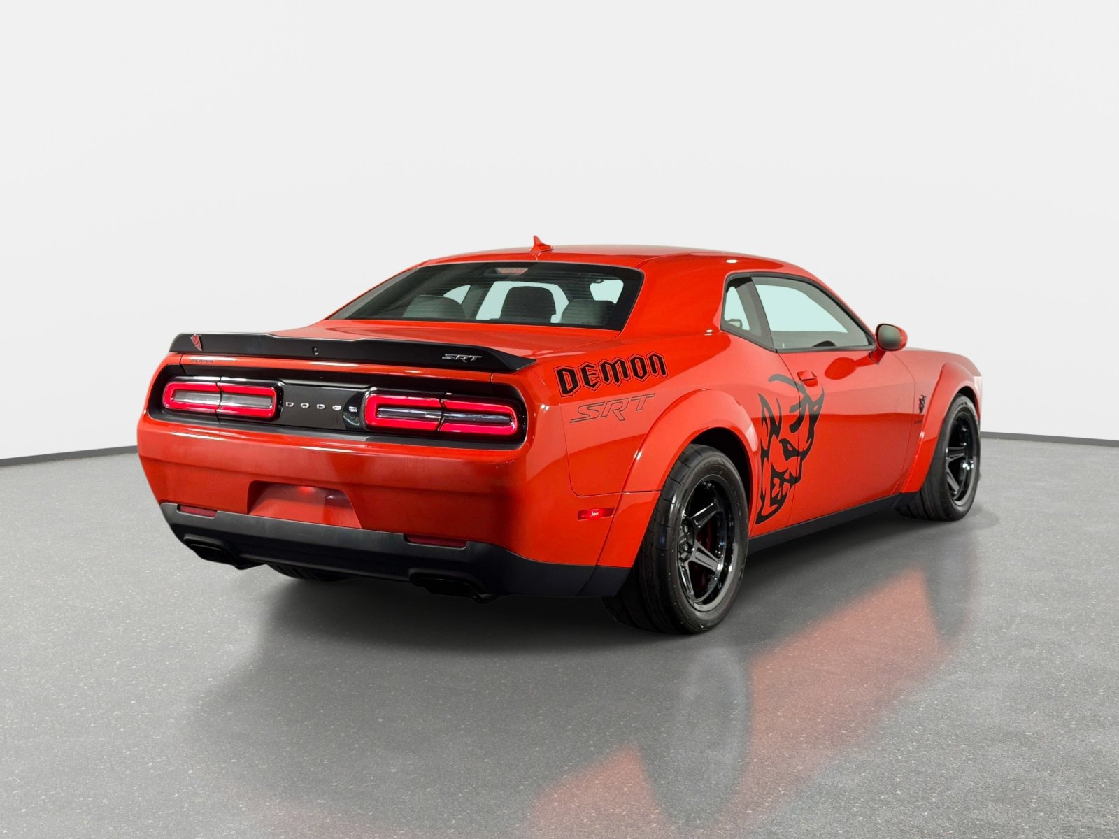 Used 2018 Dodge Challenger SRT Demon RWD image 3