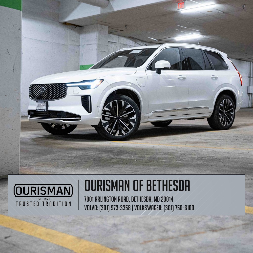 New 2026 Volvo XC90 T8 Plus image 1