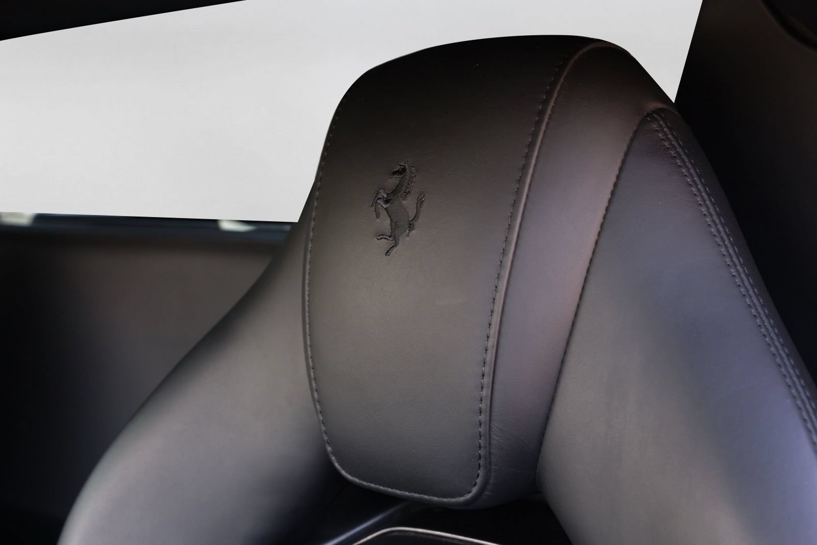 Used 2016 Ferrari 488 Spider RWD image 17