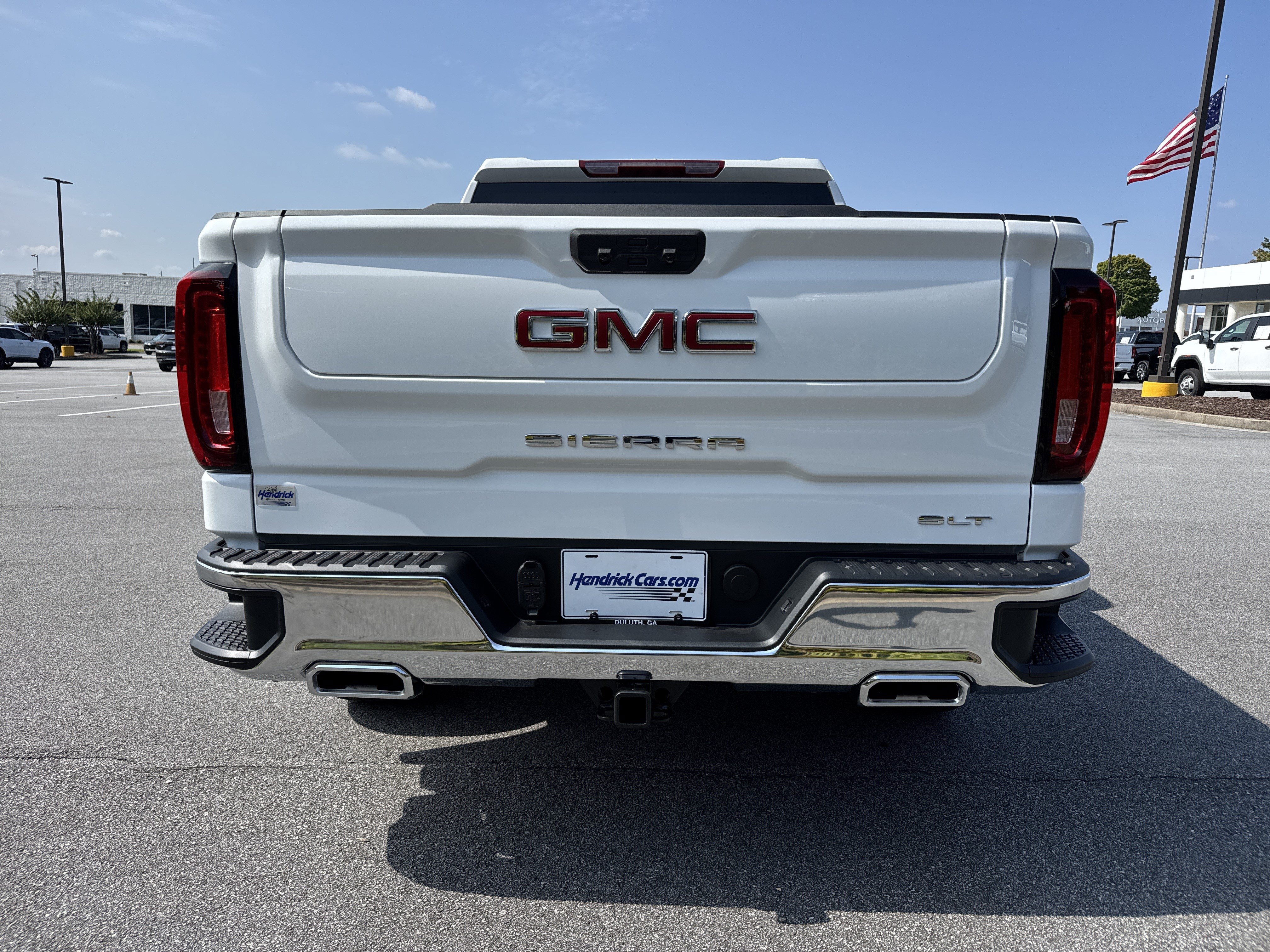 New 2026 GMC Sierra 1500 SLT w/ X31 Off-Road Package AWD/4WD image 9