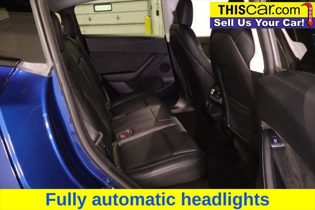 Used 2022 Tesla Model Y Long Range AWD/4WD image 23