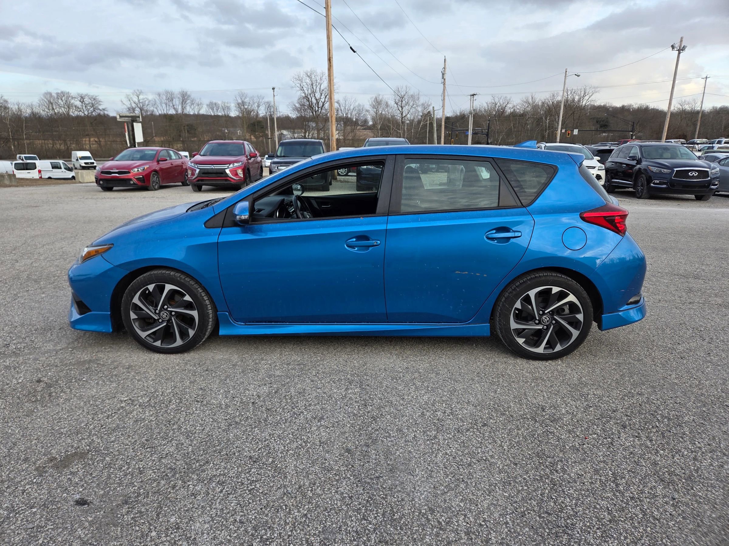 Used 2017 Toyota Corolla iM w/ Carpet Mat Package